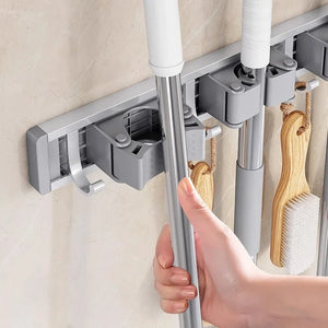 Organizador de Escobas y Trapeadores de Pared Hero